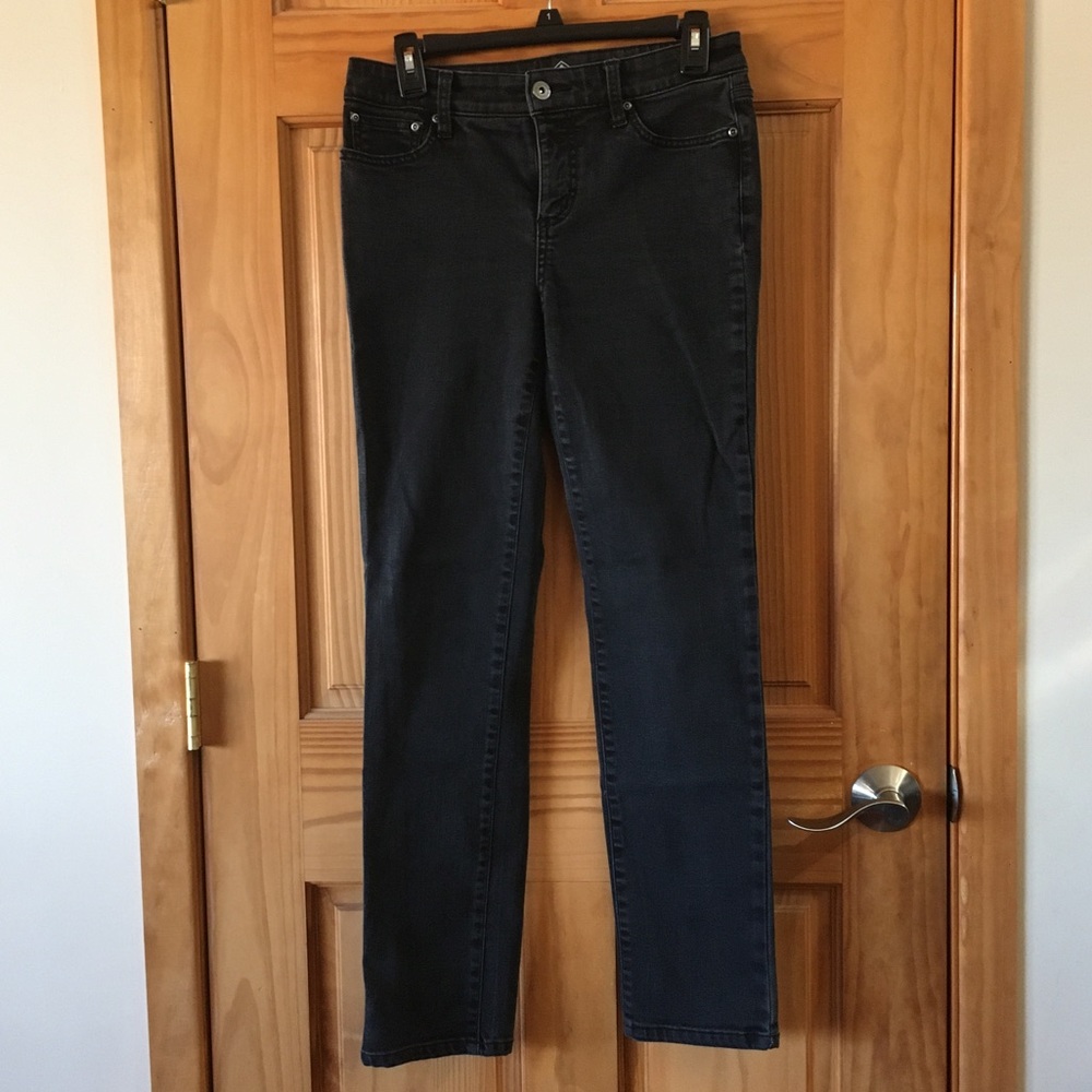 St. John’s bay women’s black straight leg jeans